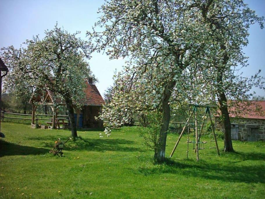 Вілла Gite : La Cochetiere : Ancienne Ferme 18Eme Le Grais Екстер'єр фото